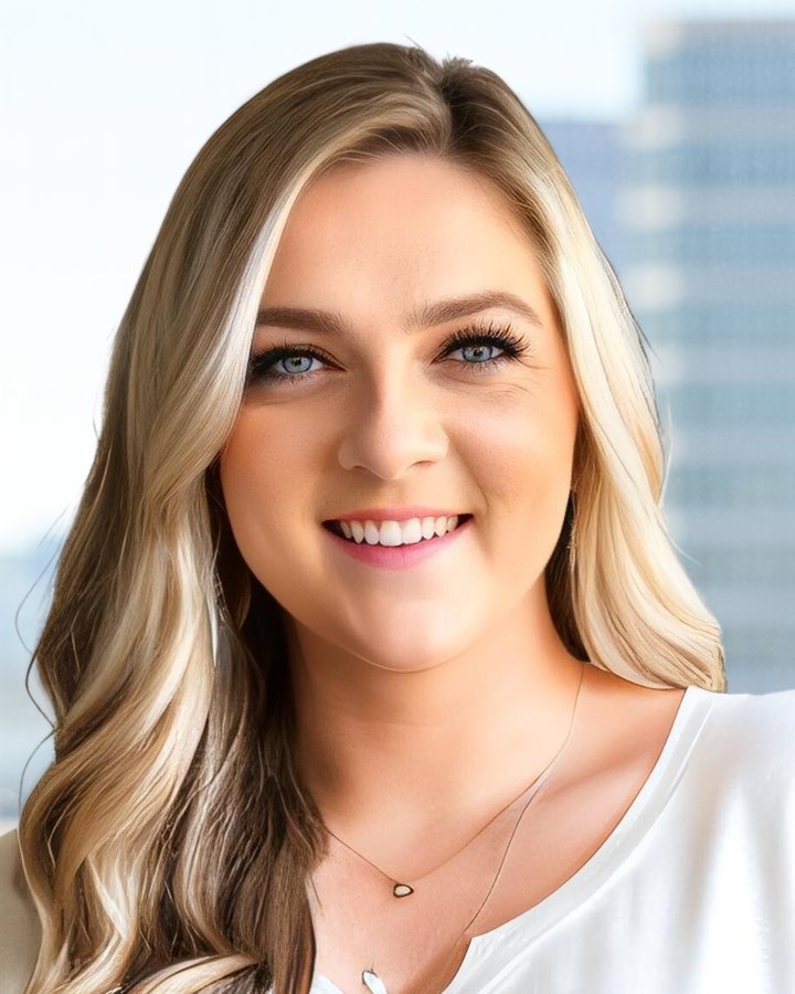 Headshot of Heather Hurst