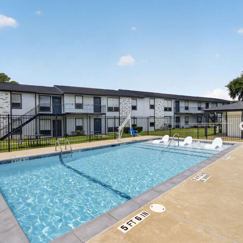 Sagewood Villas — Lufkin, TX