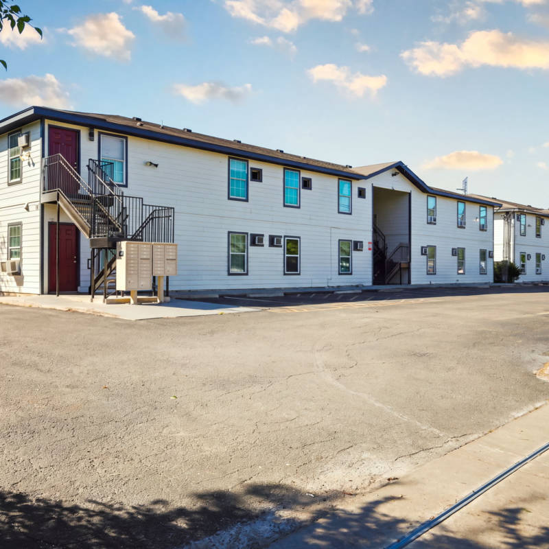 Somerset Apartments — San Antonio, TX