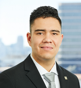 Headshot of Guillermo Gameros